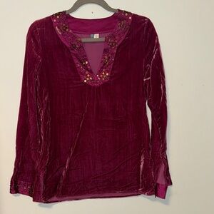 Elegant Velvet Embellished Top - Pink-magenta. So luxurious
